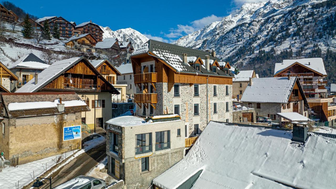 Madame Vacances Hotel Les Cimes Vaujany Esterno foto