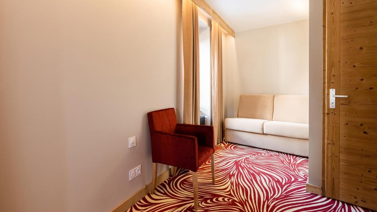 Madame Vacances Hotel Les Cimes Vaujany Esterno foto